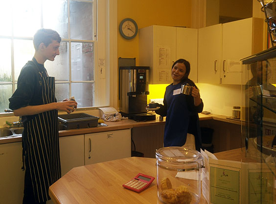 Volunteering-at-Winton-House