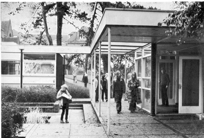 buildings-of-bedales-6-entrance-to-reception-1970 | Bedales School Blog